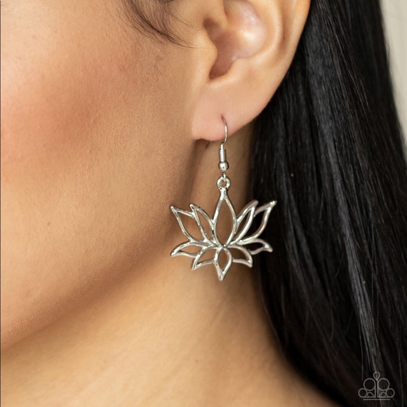 Lotus Ponds - Silver